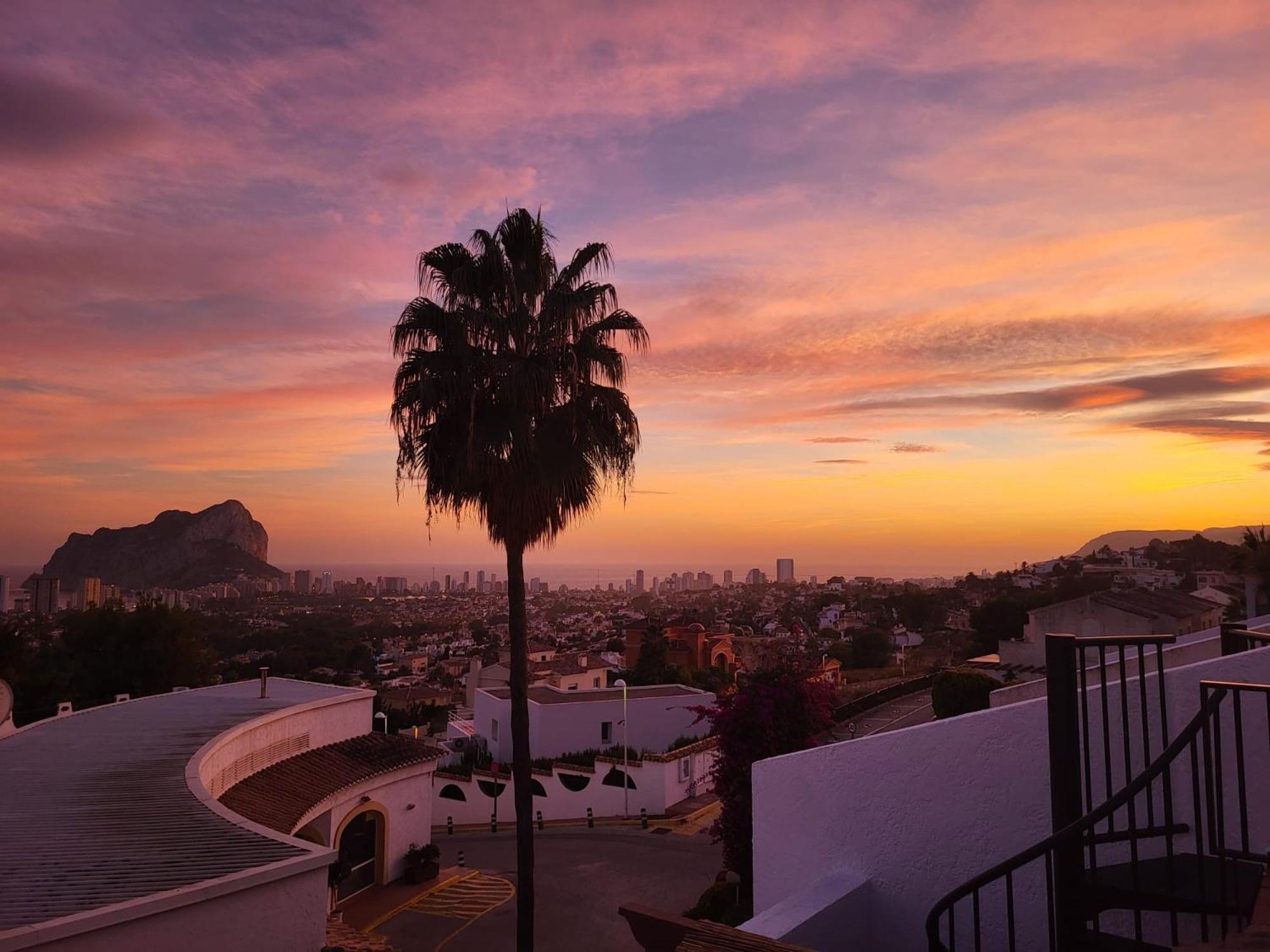 Casa Sunrise - Costa Blanca House With Rooftop, 5 Swimming Pools And Panoramic Sea- And Views At Penon De Ifach Calpe Zewnętrze zdjęcie